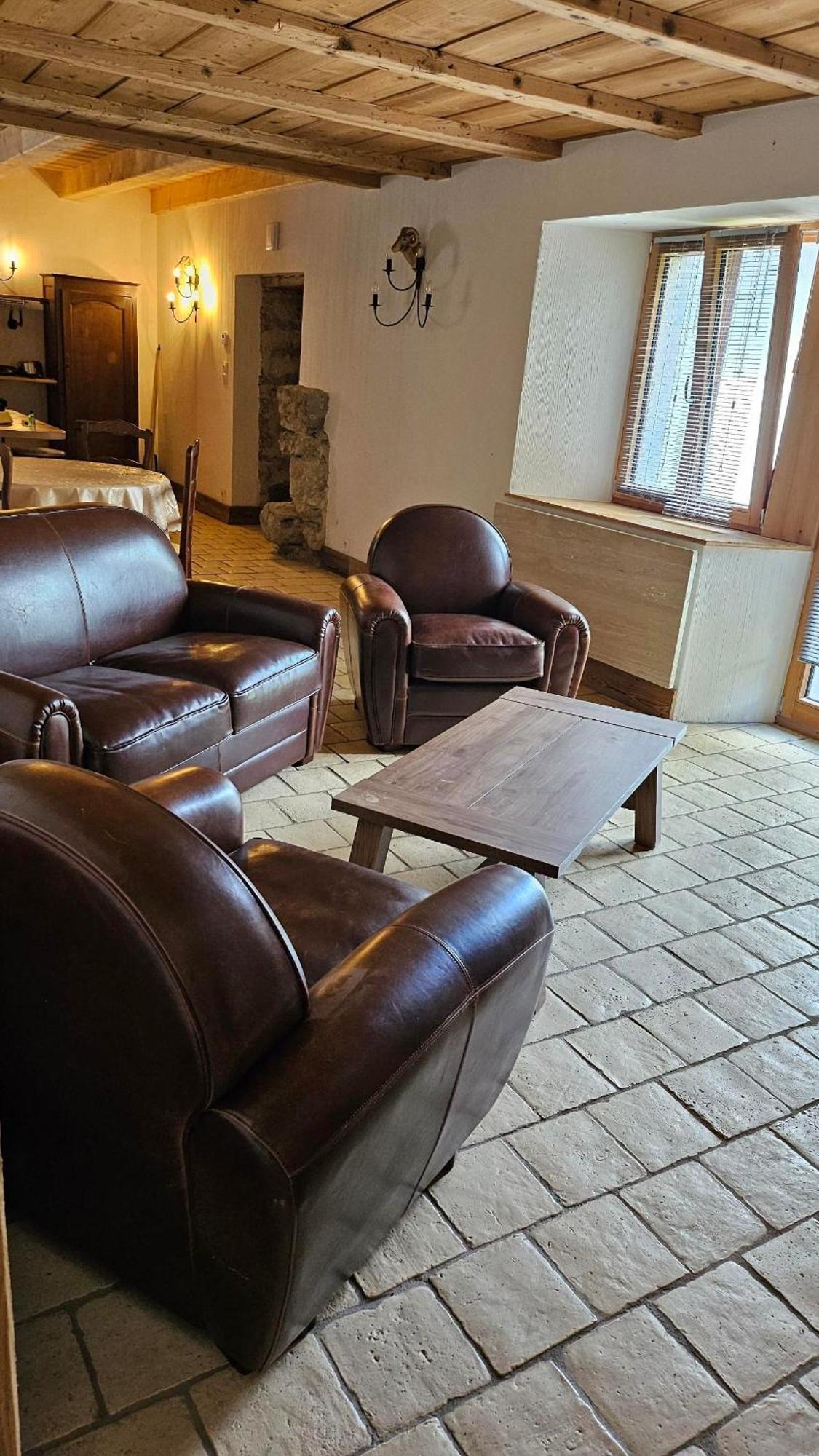 Appartement La Petite Marguerite à Les Fourgs Extérieur photo