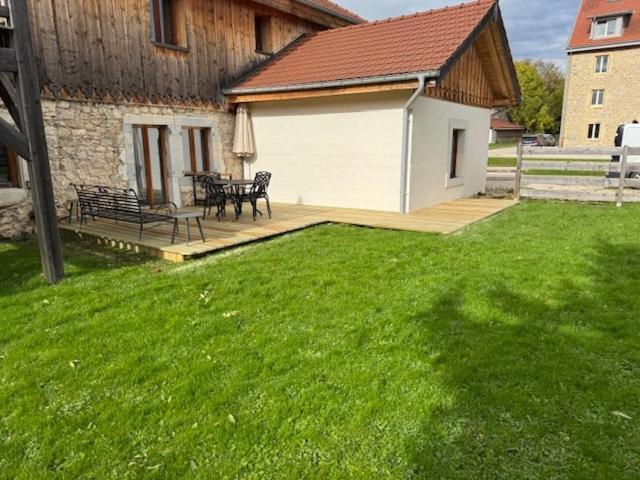 Appartement La Petite Marguerite à Les Fourgs Extérieur photo